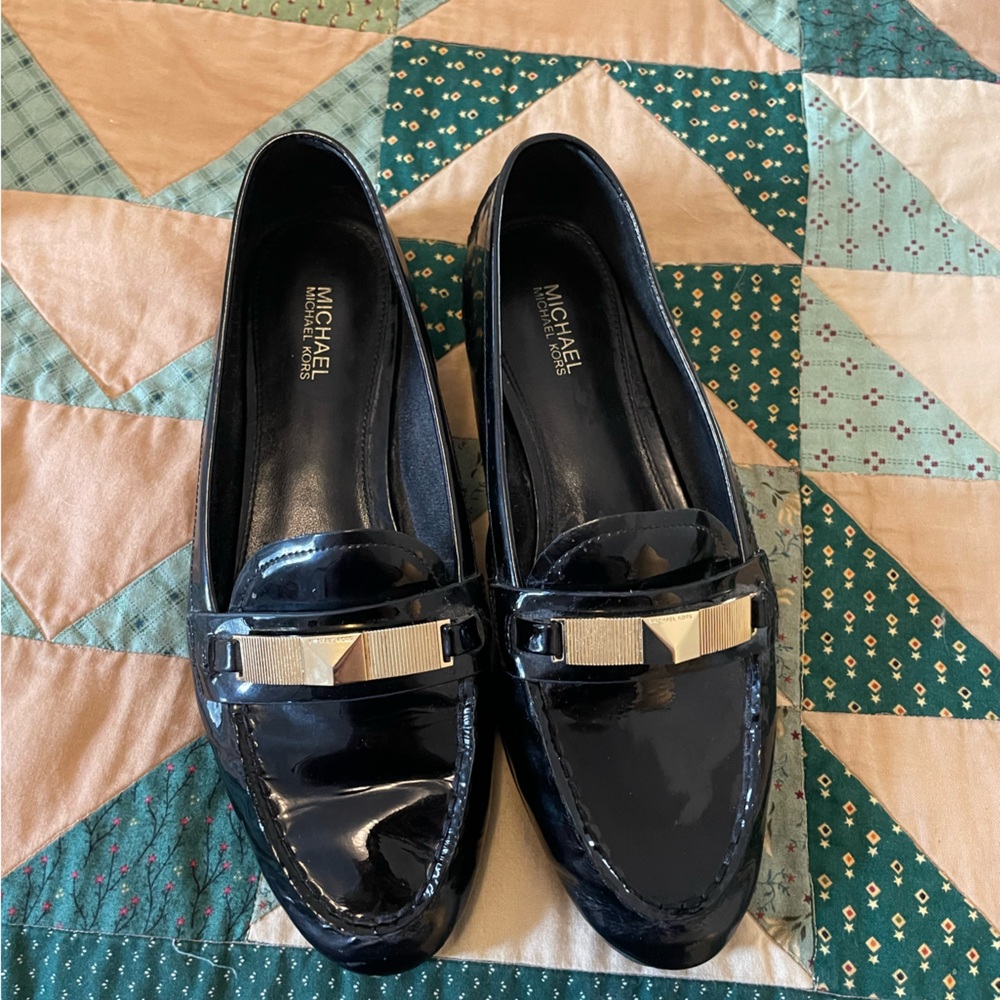 Michael Kors loafers. Size 6.5. Good condition.